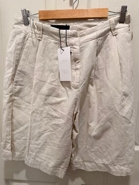 Zara Light Cream Pleated Linen-Blend Shorts